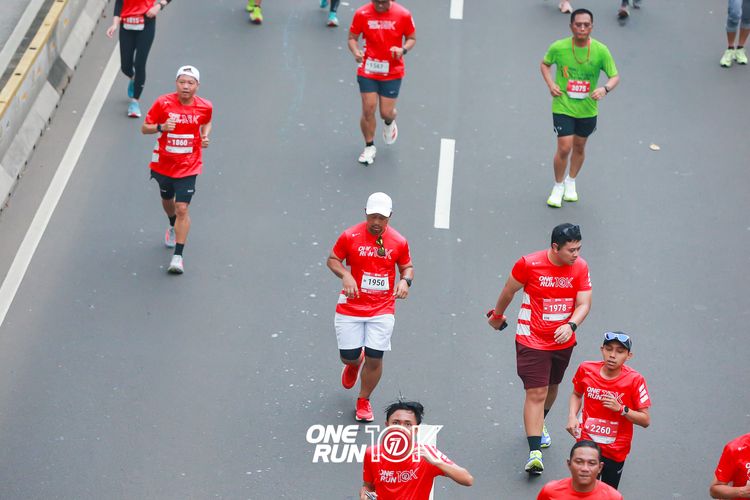 Race photo from ONE RUN 10K 2025