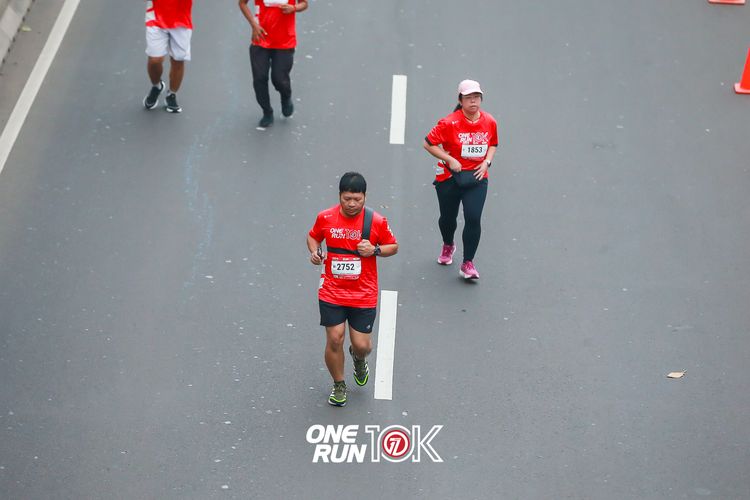 Race photo from ONE RUN 10K 2025