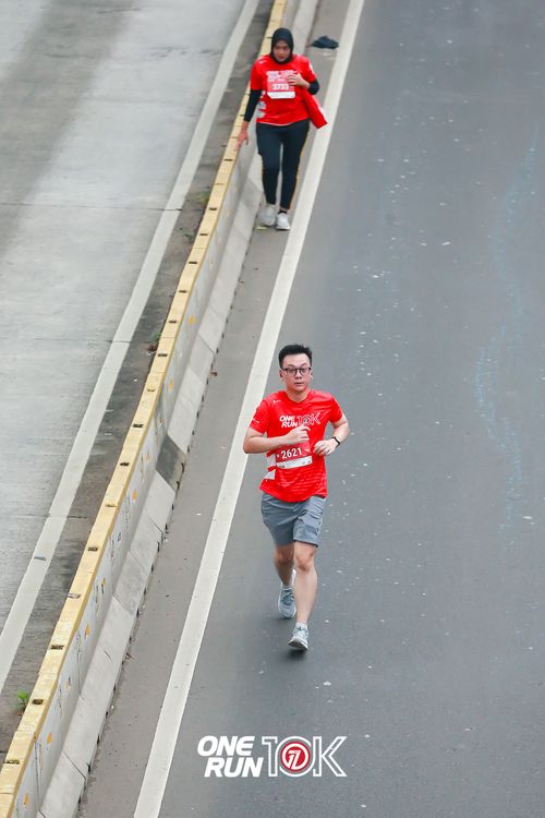 Race photo from ONE RUN 10K 2025