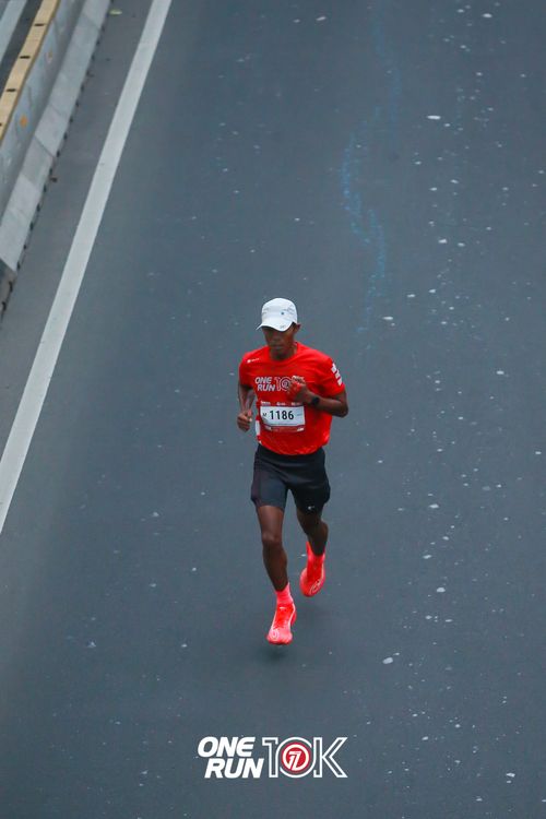Race photo from ONE RUN 10K 2025