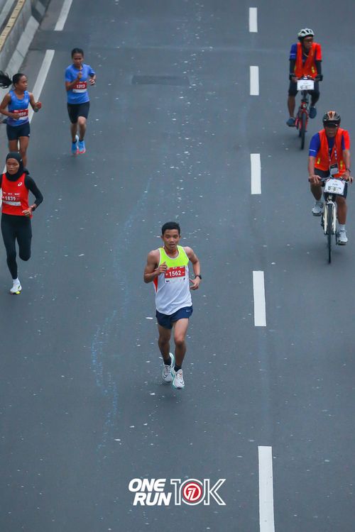 Race photo from ONE RUN 10K 2025