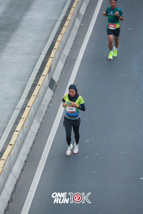 Race photo from ONE RUN 10K 2025