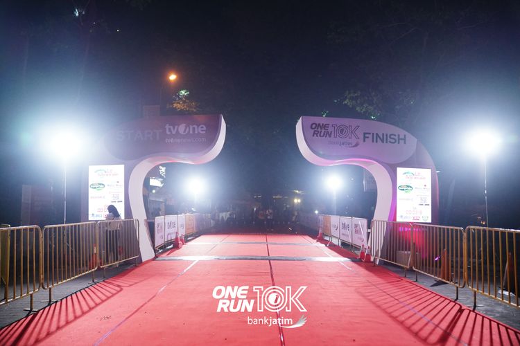 Race photo from ONE RUN 10 K
