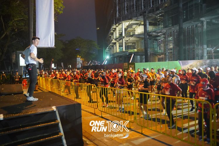 Race photo from ONE RUN 10 K