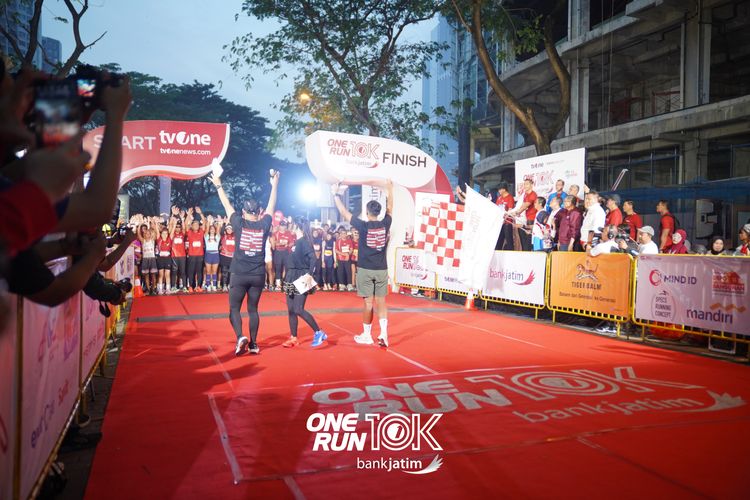 Race photo from ONE RUN 10 K