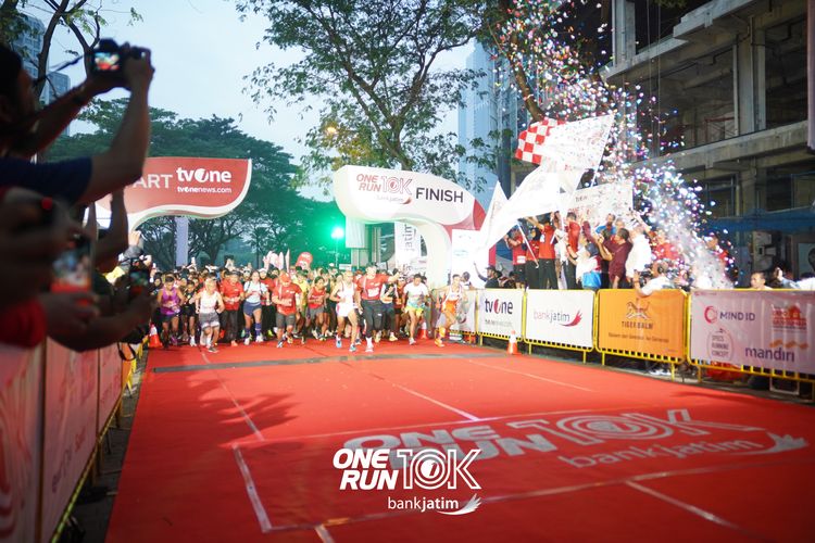 Race photo from ONE RUN 10 K