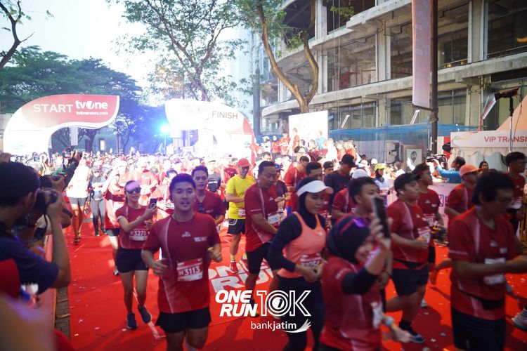 Race photo from ONE RUN 10 K