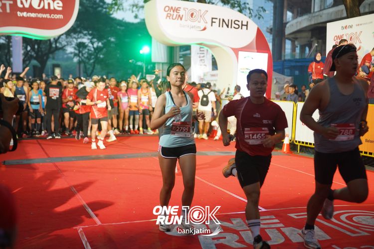 Race photo from ONE RUN 10 K
