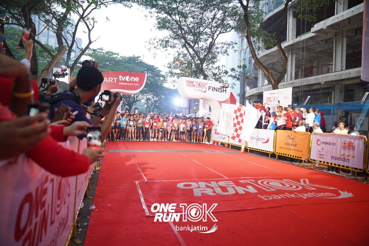 Race photo from ONE RUN 10 K