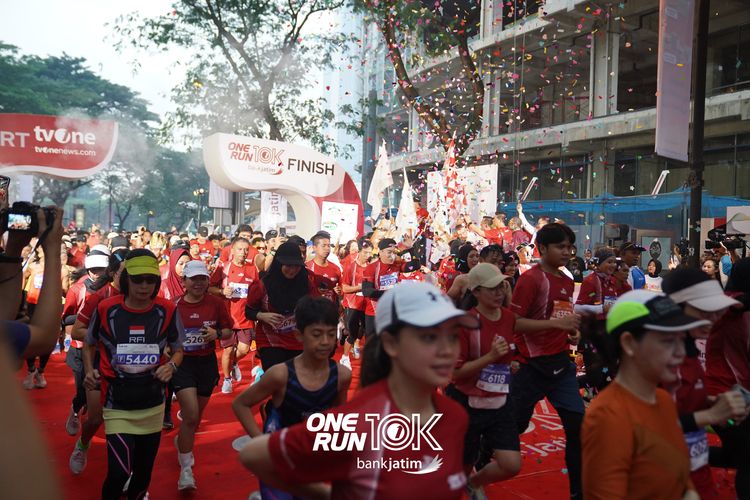 Race photo from ONE RUN 10 K