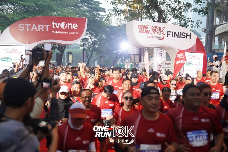 Race photo from ONE RUN 10 K
