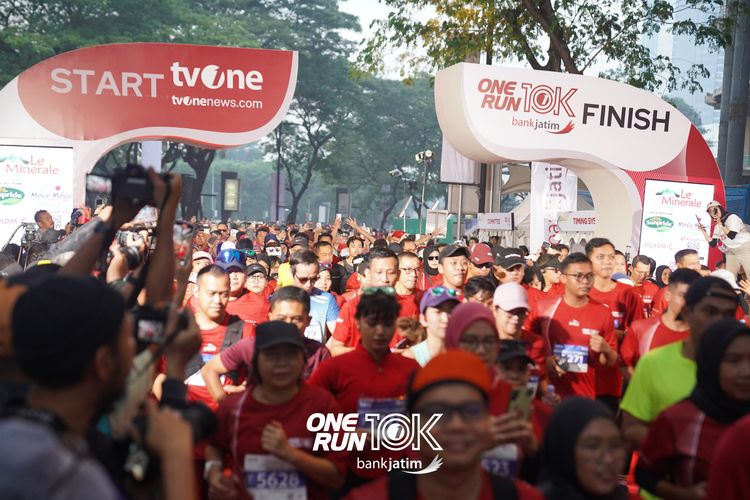 Race photo from ONE RUN 10 K