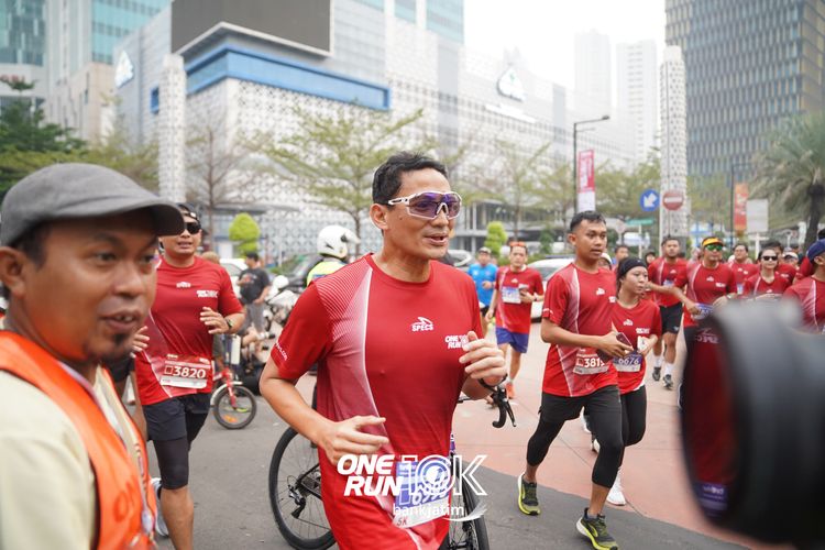 Race photo from ONE RUN 10 K