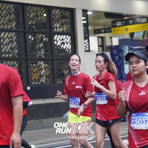 Race photo from HELLO WORLD RUN 2026 - 121