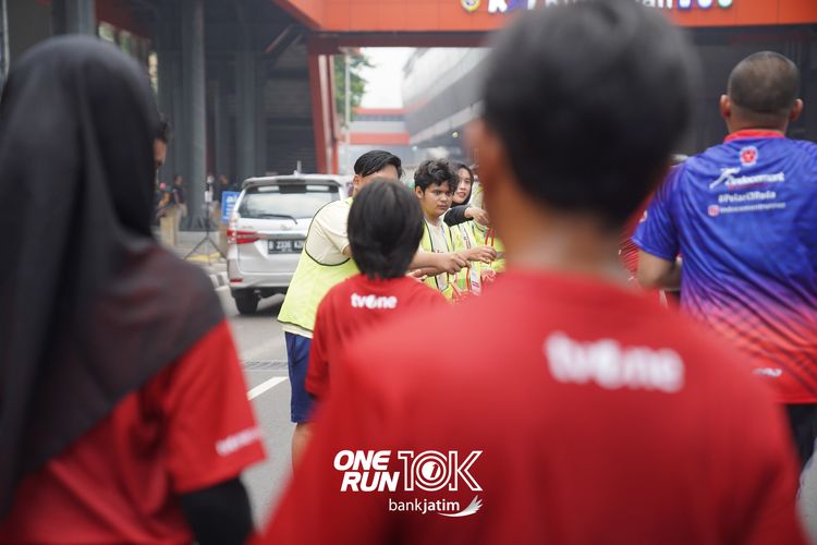 Race photo from ONE RUN 10 K