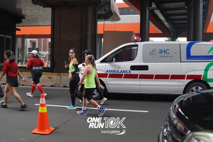 Race photo from ONE RUN 10 K