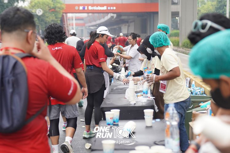 Race photo from ONE RUN 10 K