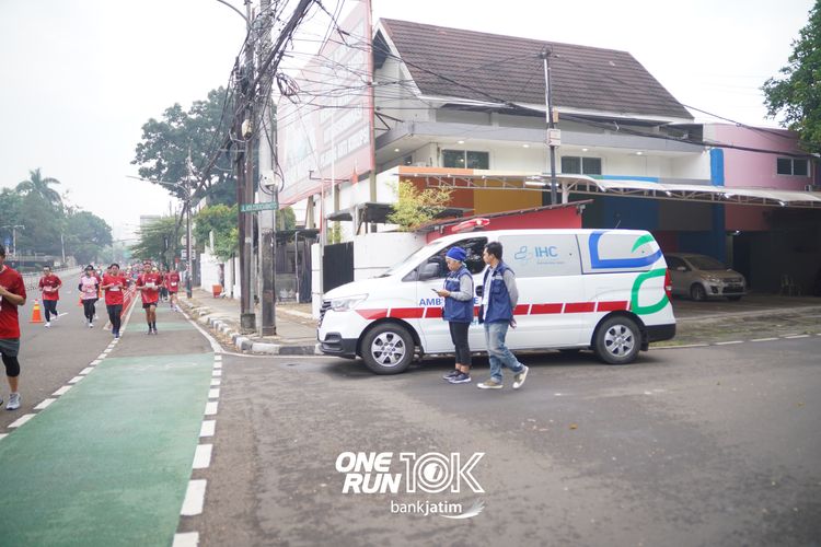 Race photo from ONE RUN 10 K