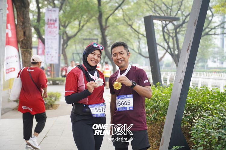 Race photo from ONE RUN 10 K