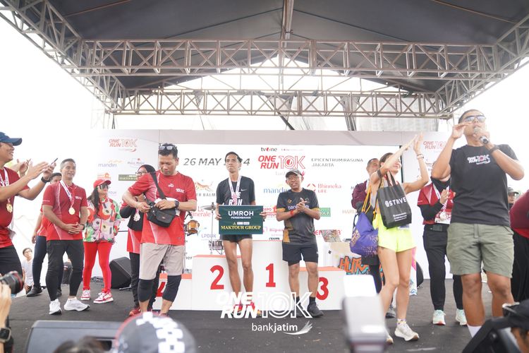 Race photo from ONE RUN 10 K