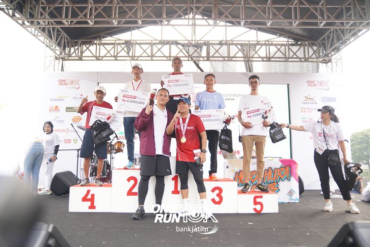 Race photo from ONE RUN 10 K