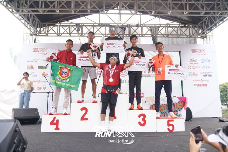 Race photo from ONE RUN 10 K