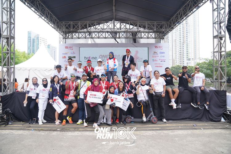 Race photo from ONE RUN 10 K