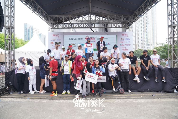 Race photo from ONE RUN 10 K
