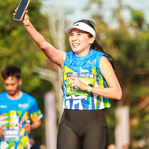 Race photo from SURABAYA ISOPLUS MARATHON 2026