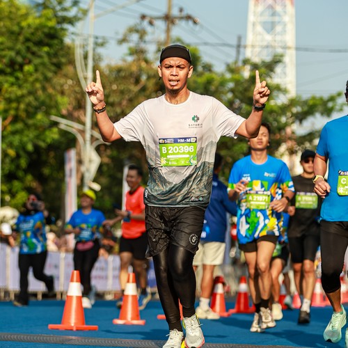 Race photo from SURABAYA ISOPLUS MARATHON 2026