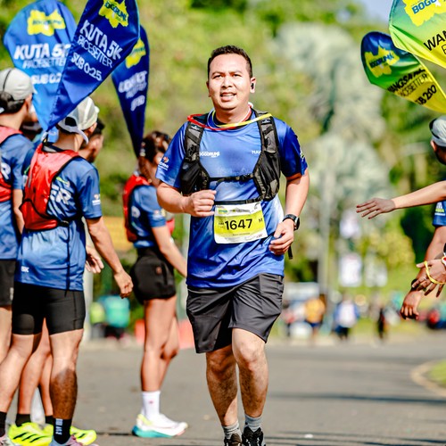 Race photo from BOGORUN 2026