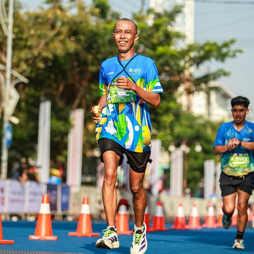 Race photo from SURABAYA ISOPLUS MARATHON 2026