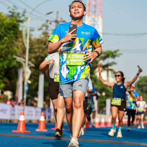 Race photo from SURABAYA ISOPLUS MARATHON 2026