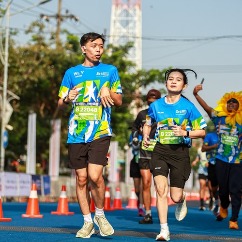 Race photo from SURABAYA ISOPLUS MARATHON 2026