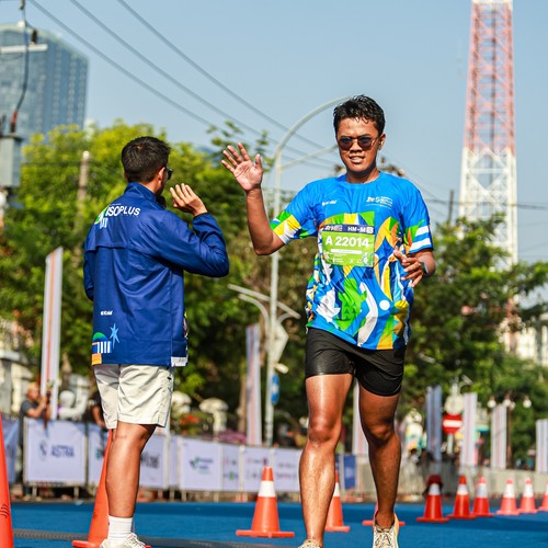 Race photo from SURABAYA ISOPLUS MARATHON 2026