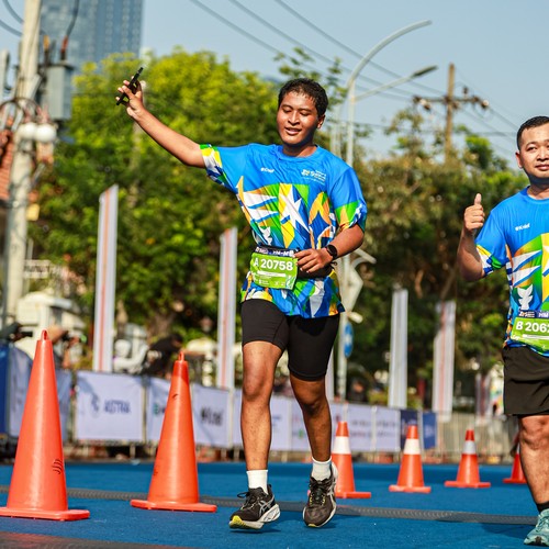 Race photo from SURABAYA ISOPLUS MARATHON 2026