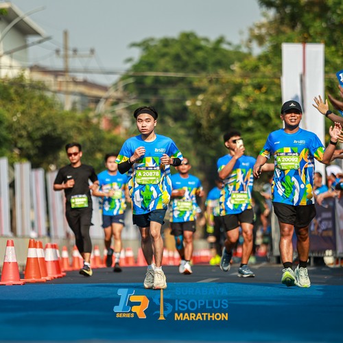 Race photo from SURABAYA ISOPLUS MARATHON 2026