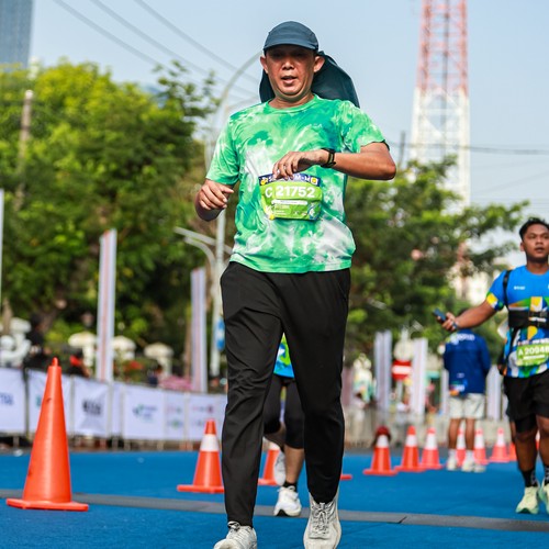 Race photo from SURABAYA ISOPLUS MARATHON 2026