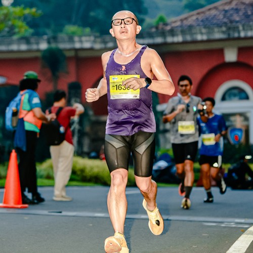 Race photo from BOGORUN 2026
