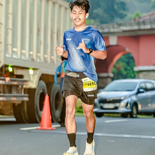 Race photo from BOGORUN 2026