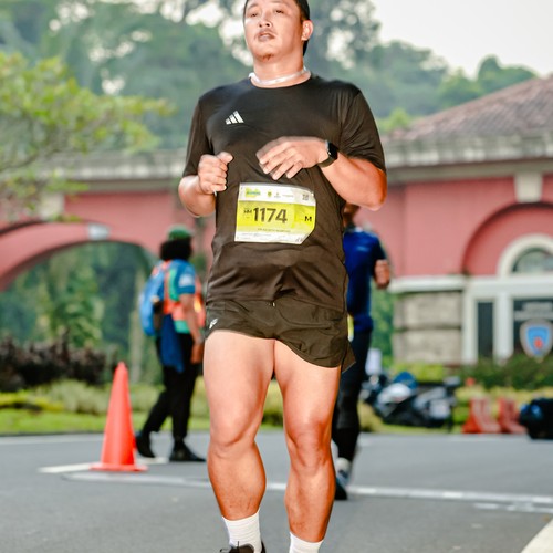 Race photo from BOGORUN 2026
