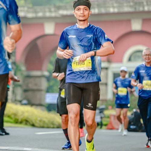 Race photo from BOGORUN 2026