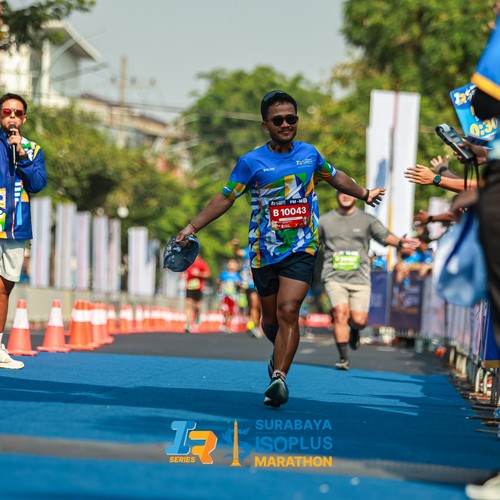 Race photo from SURABAYA ISOPLUS MARATHON 2026