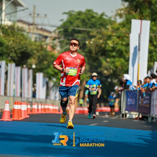 Race photo from SURABAYA ISOPLUS MARATHON 2026