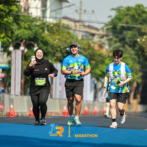 Race photo from SURABAYA ISOPLUS MARATHON 2026