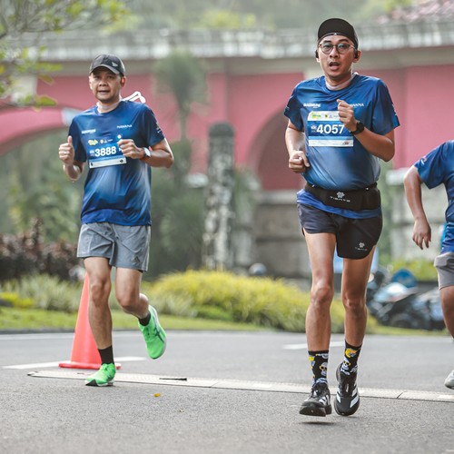 Race photo from BOGORUN 2026