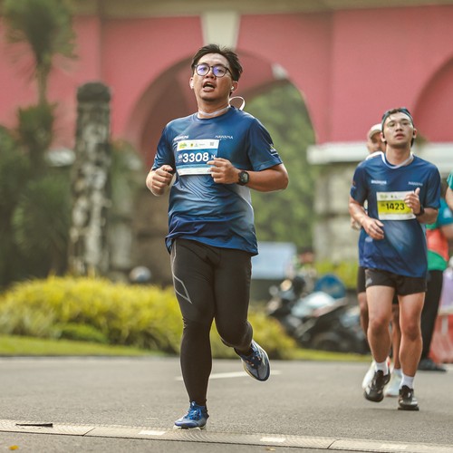 Race photo from BOGORUN 2026