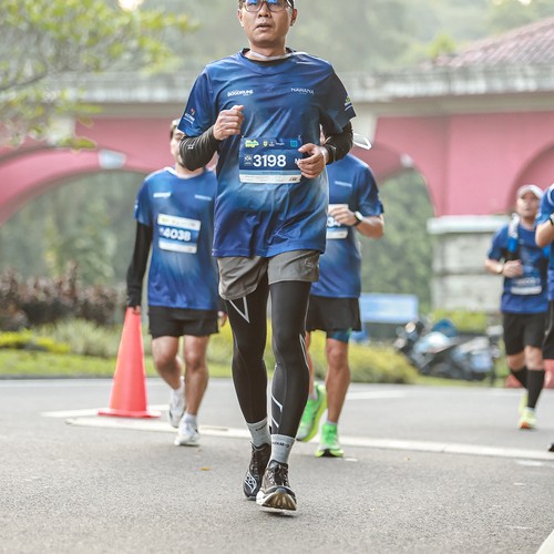 Race photo from BOGORUN 2026
