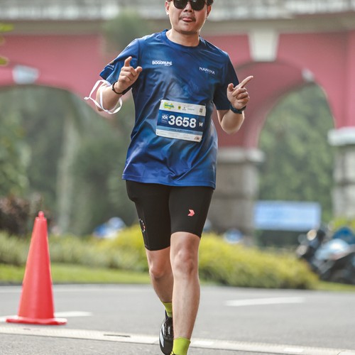 Race photo from BOGORUN 2026