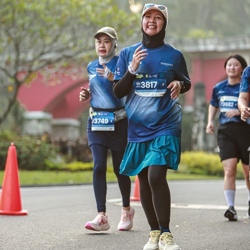 Race photo from BOGORUN 2026